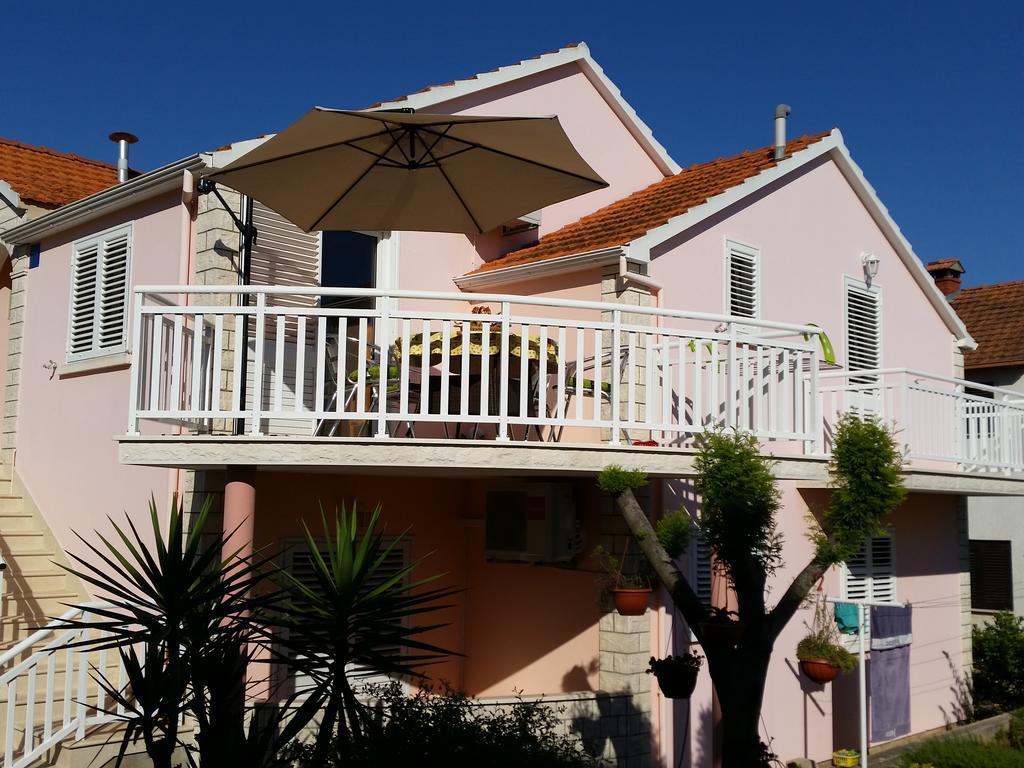 Apartments Julija Vela Luka Habitación foto