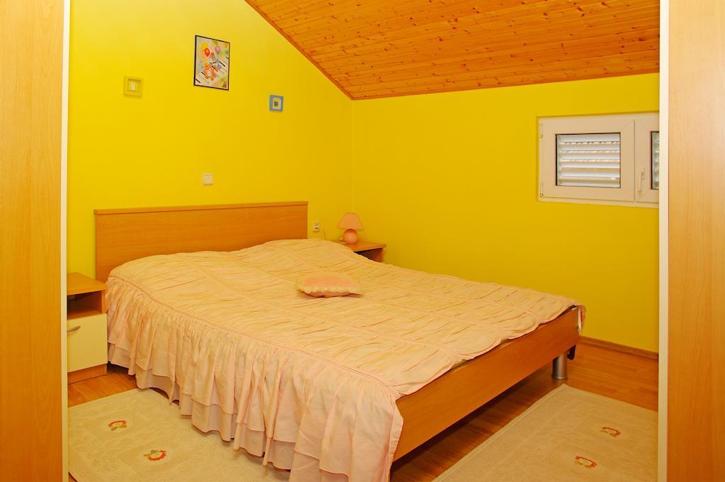 Apartments Julija Vela Luka Habitación foto